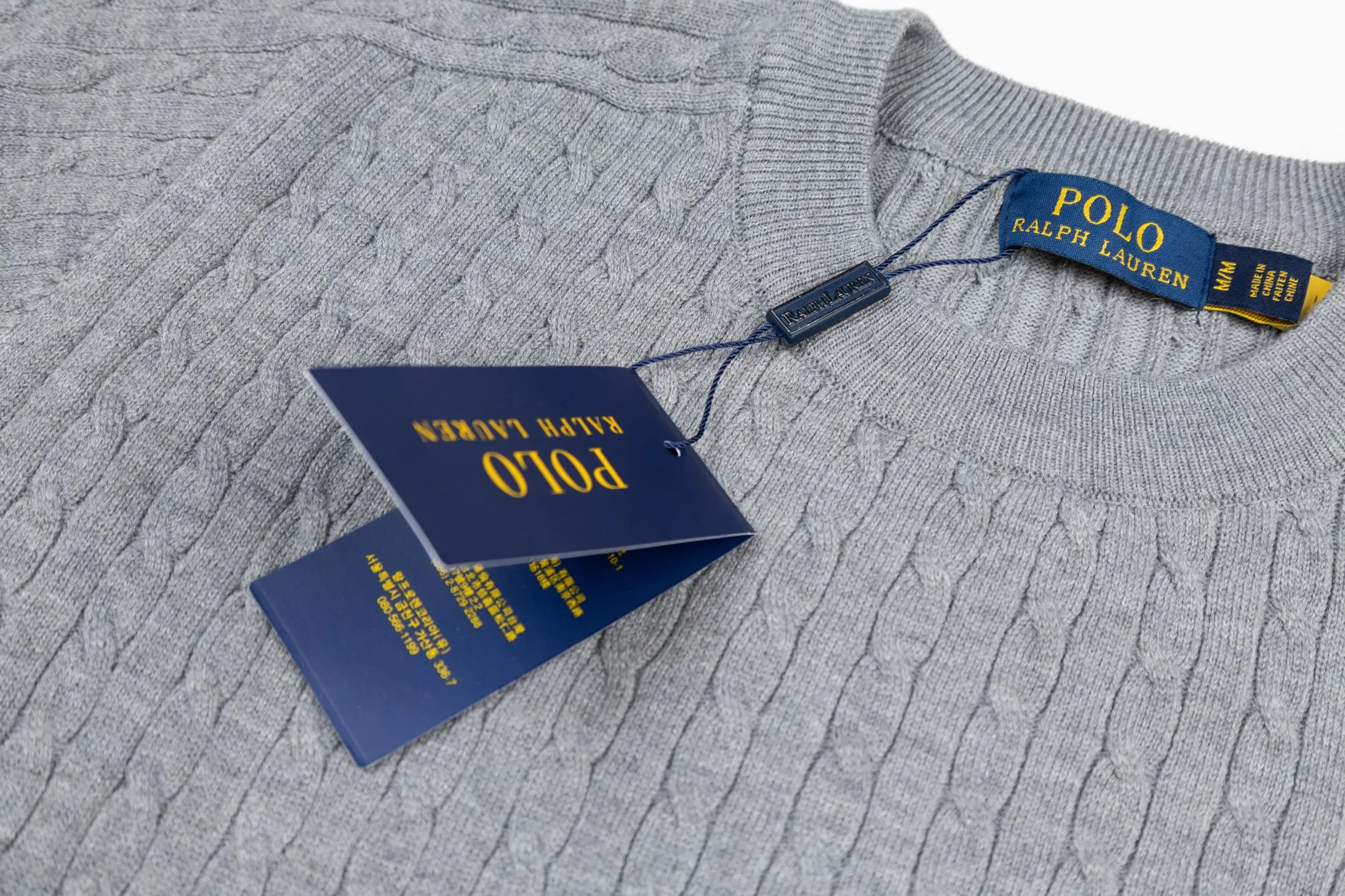 P190 POLO Classic LOGO embroidery Solid color business casual pullover round neck wool knitted sweater short sleeves, inspired by the 1980s retro Original fabric Official same style Customized same vat dyed fabric Very comfortable to the touch Latest brick cabinet synchronization for spring and summer Fashionable and personalized Super versatile and good-looking Very suitable for both men and women A must-have style Tag Collar label Washed wheat Complete with three standards Color: Gray Size: M-3XL